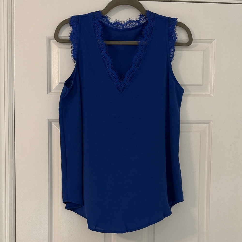 Sleeveless Lace Blouse